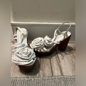 NWT PONS QUINTANA rattan style sandals